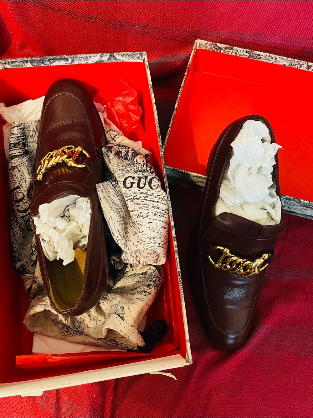 Gucci Dark Brown Leather Loafer with Gold Chain
